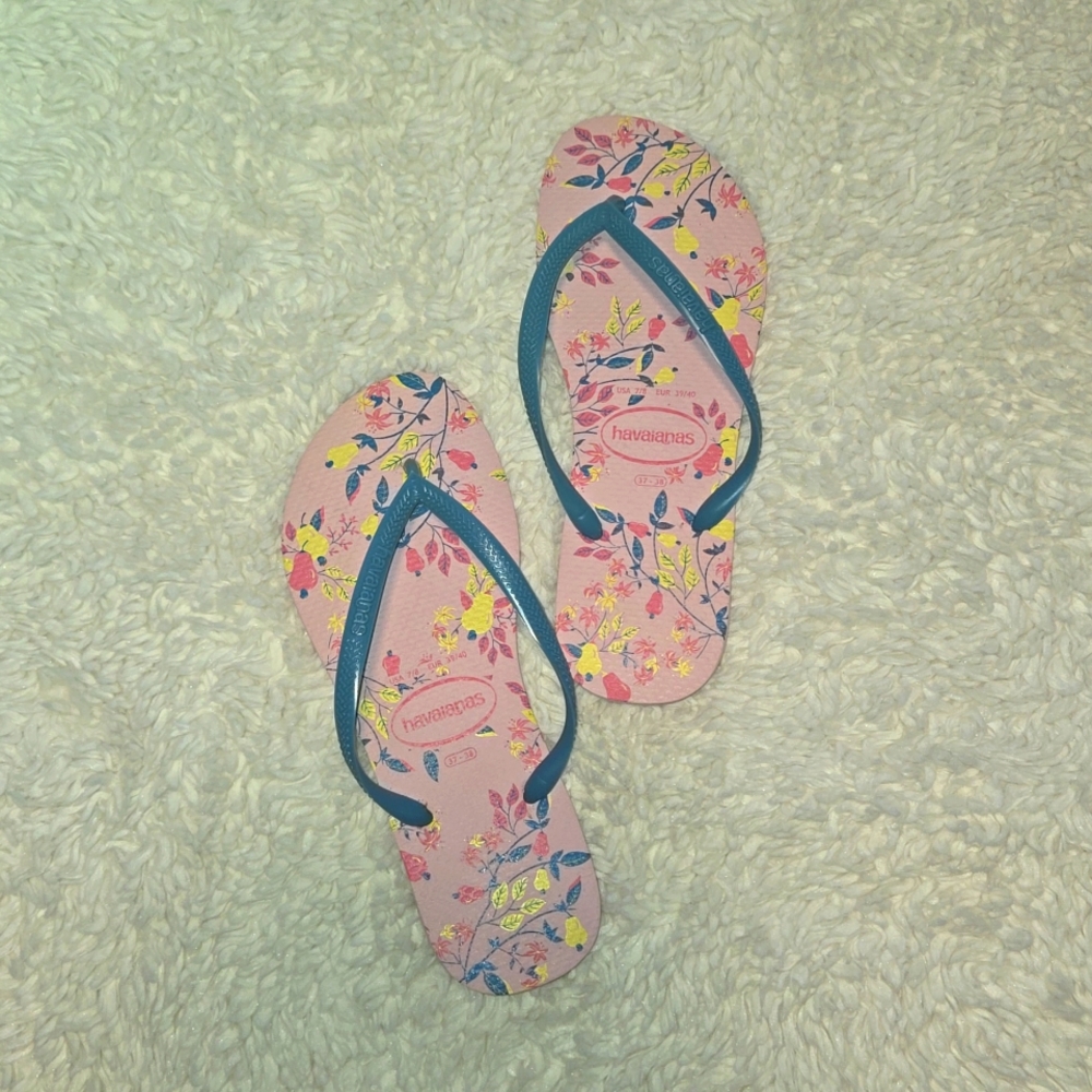 "Havaianas" flip flops
